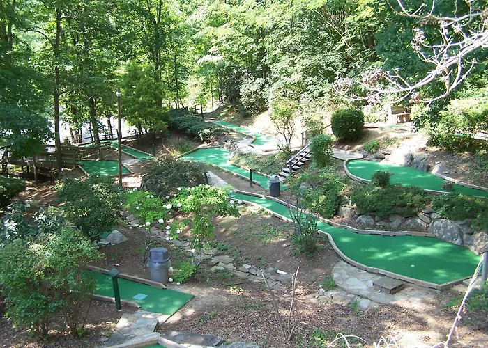Fontana Village Resort & Marina